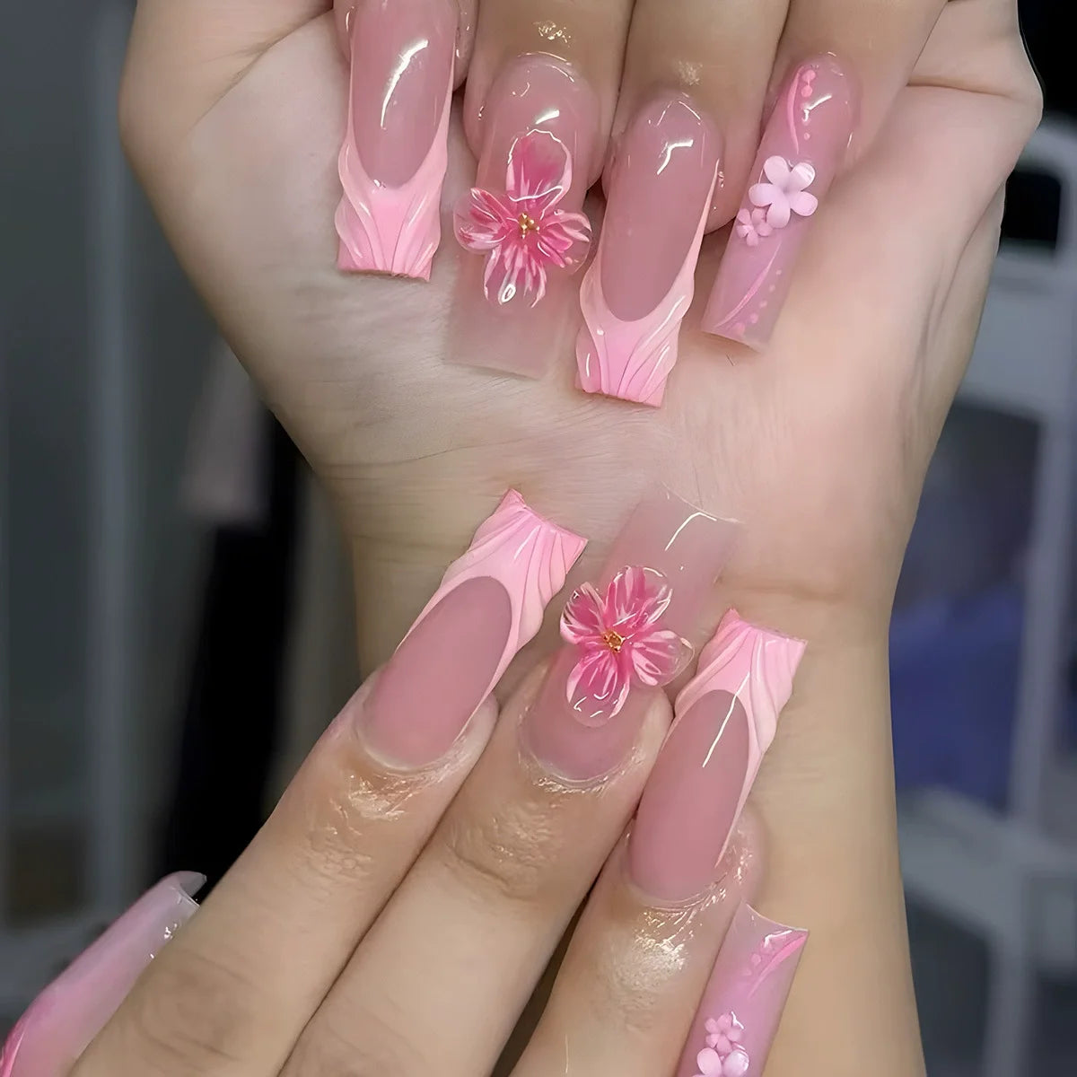 24pcs Pink Leopard Print Press on Nails Square False Nail Diamond Y2k Fake Nails French Polka Dots Nail 3D Flower Press on Nails
