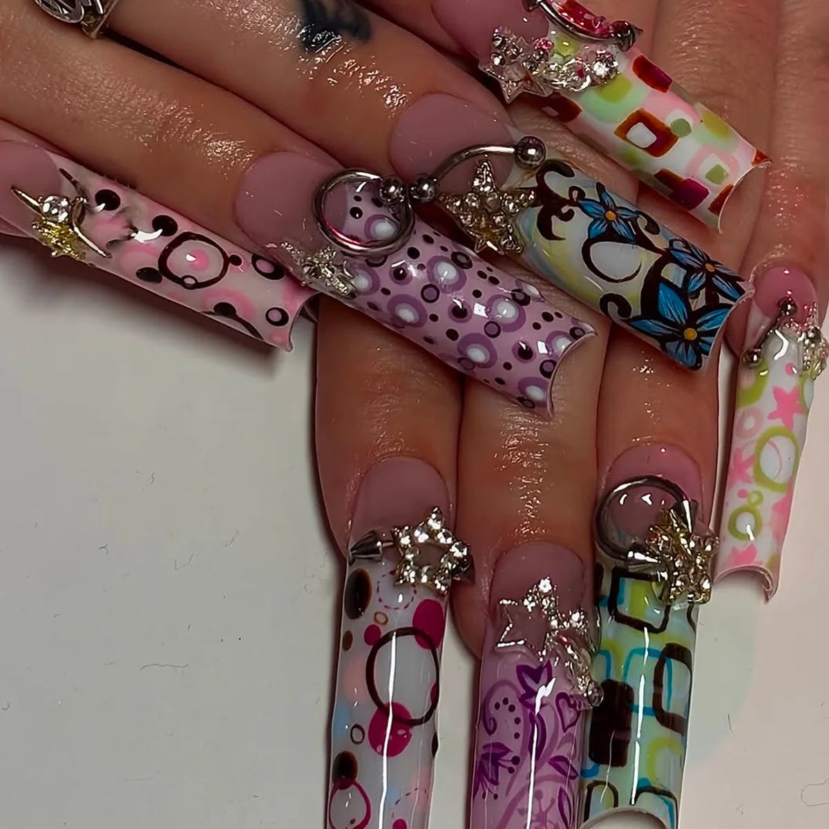 24pcs Pink Leopard Print Press on Nails Square False Nail Diamond Y2k Fake Nails French Polka Dots Nail 3D Flower Press on Nails