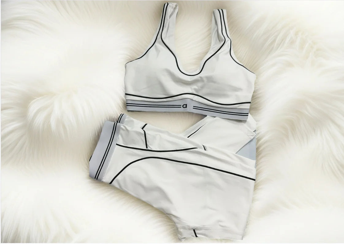 2025 New Women's High Intensity Sports Fitness Vest, High Waist Yoga Pants Two Piece Set